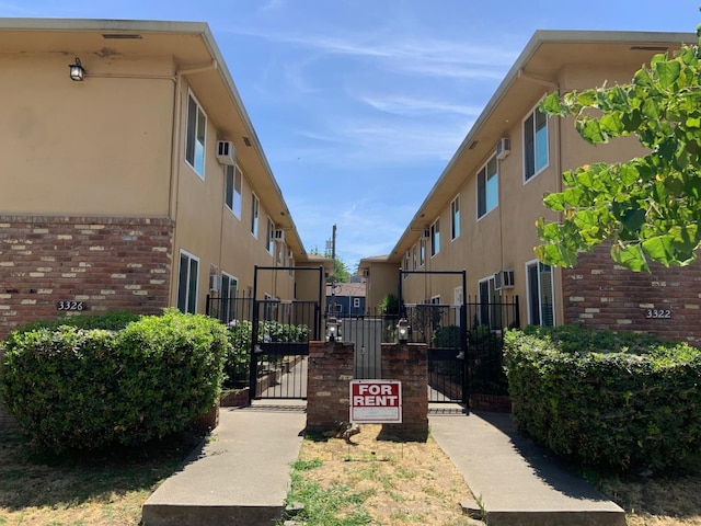 3322-3326 S Y St, Sacramento, CA 95817 - photo 1