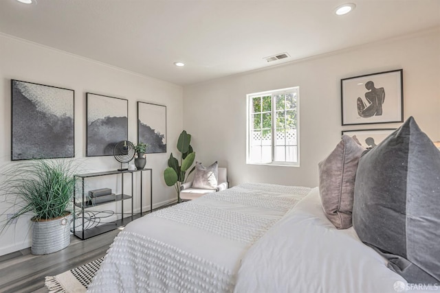 718 Whipple Ave, Redwood City, CA 94063 - bedroom featuring wood finished floors, recessed lighting, and ornamental molding
