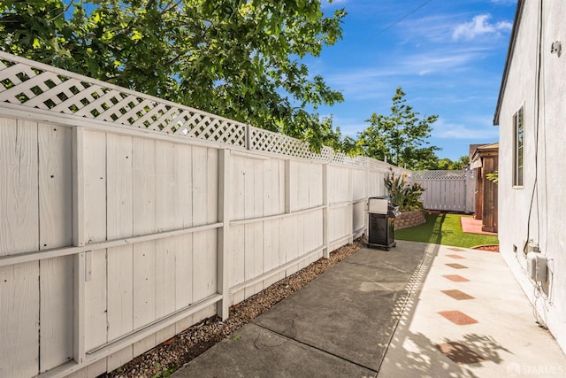 718 Whipple Ave, Redwood City, CA 94063 - fenced backyard featuring a patio area