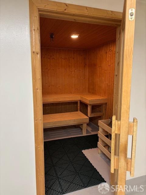 601 Van Ness Ave Unit 1102, San Francisco, CA 94102 - sauna with wooden walls and wooden ceiling