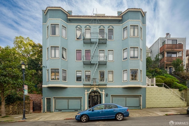 view of front of home with a garage