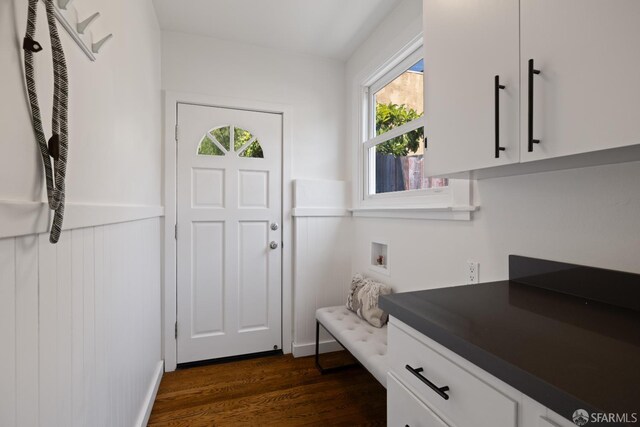 130 Cerritos Ave, San Francisco, CA 94127 - mudroom featuring dark wood-style floors