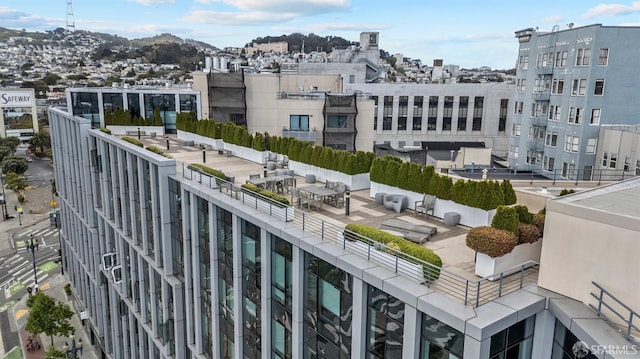 8 Buchanan St Unit 202, San Francisco, CA 94102 - view of property with a view of city