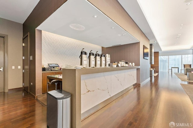 301 Mission St Unit 8E, San Francisco, CA 94105 - reception area with recessed lighting