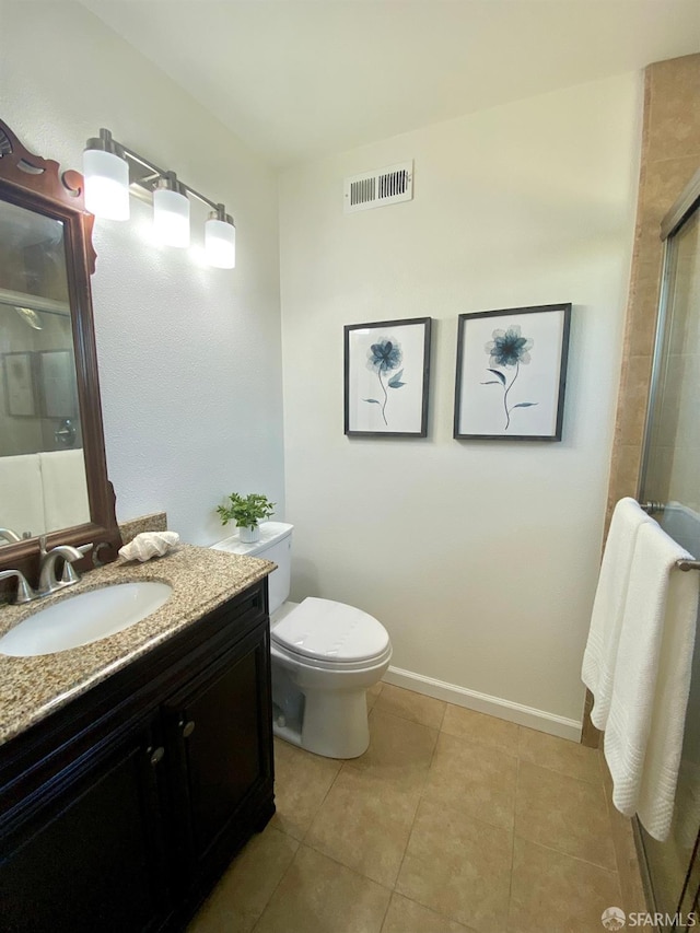 full bathroom featuring tile patterned floors, visible vents, toilet, baseboards, and vanity