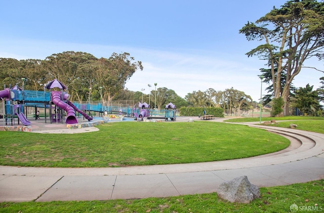738 Athens St, San Francisco, CA 94112 - community play area with a lawn