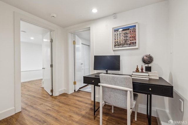 318 Caselli Ave, San Francisco, CA 94114 - office space with wood finished floors, recessed lighting, and baseboards