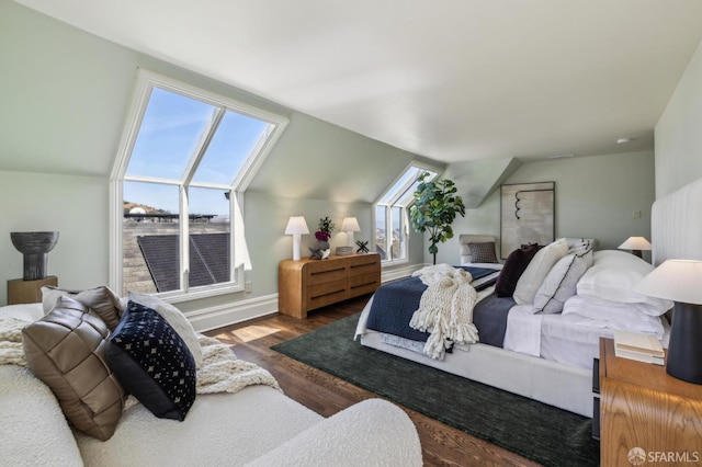 318 Caselli Ave, San Francisco, CA 94114 - bedroom with vaulted ceiling, wood finished floors, and baseboards