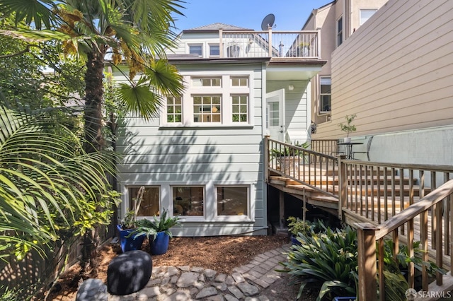 318 Caselli Ave, San Francisco, CA 94114 - rear view of property with a balcony and stairway