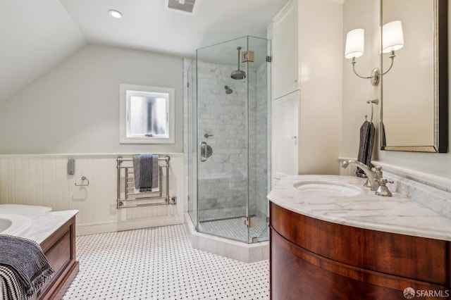 318 Caselli Ave, San Francisco, CA 94114 - full bath featuring vanity, a stall shower, vaulted ceiling, and wainscoting