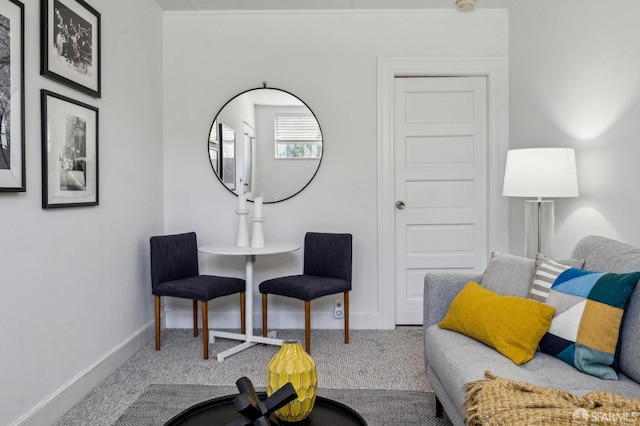 32-34 Gough St, San Francisco, CA 94103 - living area with carpet and baseboards
