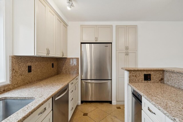 87 Cypress Pl, Sausalito, CA 94965 - photo 17