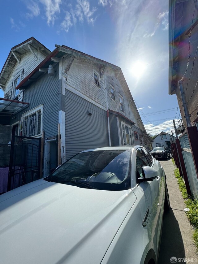 228 15th St, Richmond, CA 94801 - view of side of home
