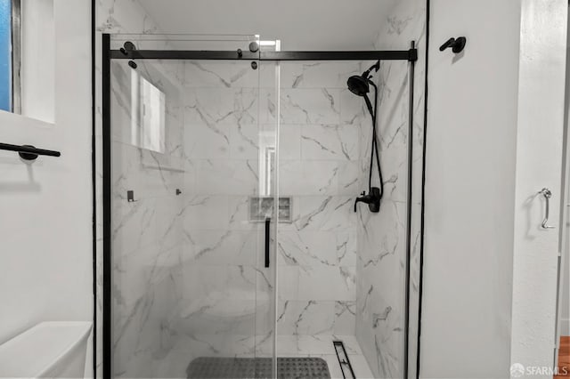 4551 Fairbairn Ave, Oakland, CA 94619 - full bath featuring a marble finish shower and toilet