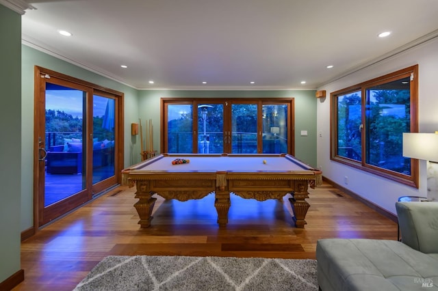 rec room featuring ornamental molding, wood finished floors, baseboards, recessed lighting, and billiards