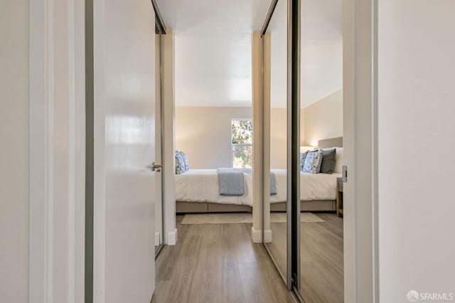 2225 23rd St Unit 318, San Francisco, CA 94107 - hall featuring light wood-style flooring
