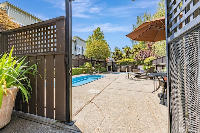2225 23rd St Unit 318, San Francisco, CA 94107 - view of pool with a fenced backyard and a patio