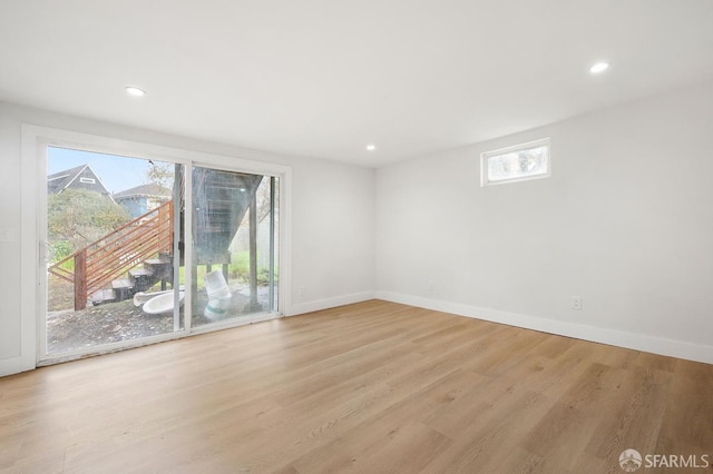 830 47th St, Emeryville, CA 94608 - spare room featuring light wood finished floors, recessed lighting, and baseboards