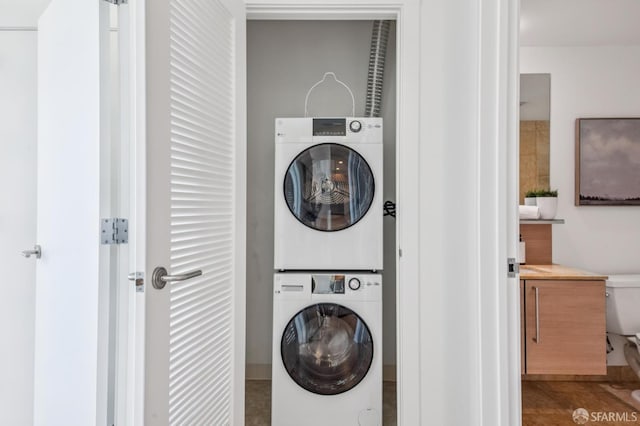 1160 Mission St Unit 2212, San Francisco, CA 94103 - laundry room with estacked washer and dryer