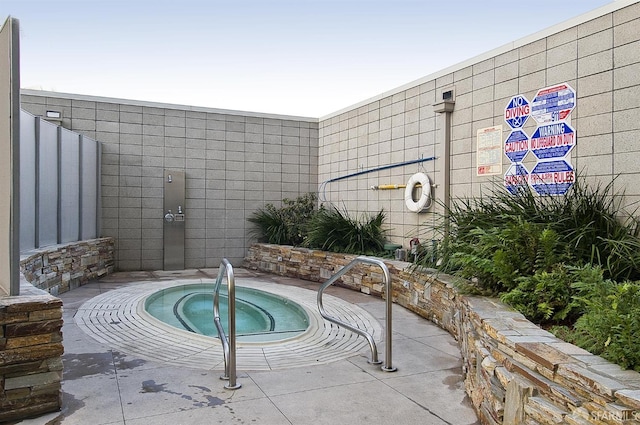 1160 Mission St Unit 2212, San Francisco, CA 94103 - view of pool with a community hot tub