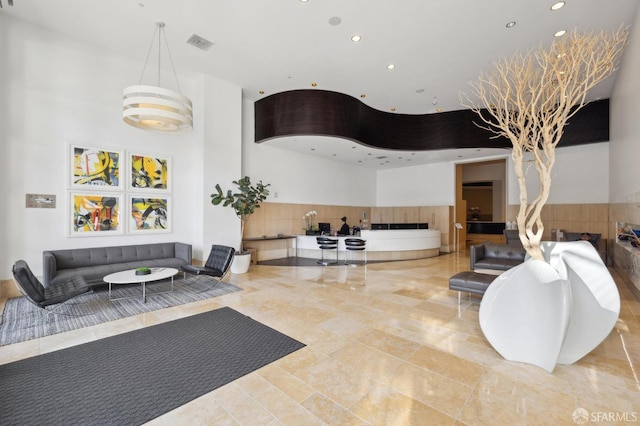 1160 Mission St Unit 2212, San Francisco, CA 94103 - lobby with recessed lighting and a high ceiling
