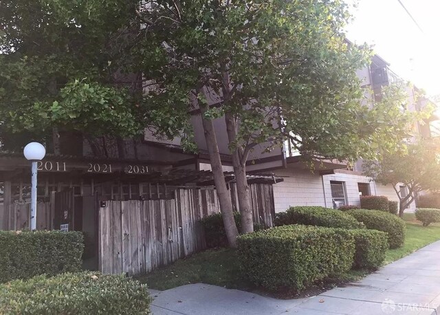 2011 Market Ave Unit 324, San Pablo, CA 94806 - view of side of home