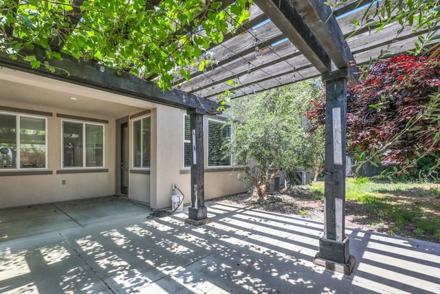 549 Fresian Dr, Oakdale, CA 95361 - view of patio featuring a pergola
