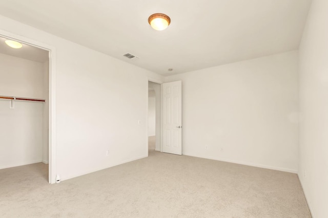 549 Fresian Dr, Oakdale, CA 95361 - unfurnished bedroom with light colored carpet and a closet