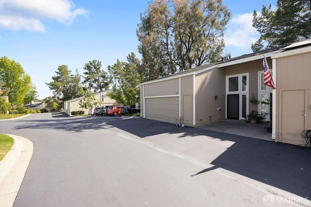 521 Ridgeview Ct, Pleasant Hill, CA 94523 - view of vehicle parking with a garage