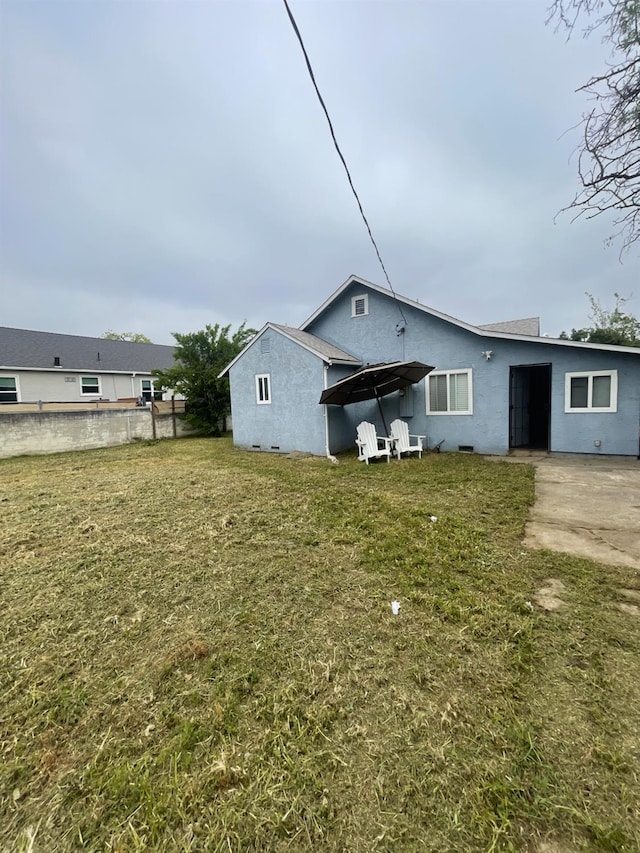 3740 26th Ave, Sacramento, CA 95820 - back of property with stucco siding