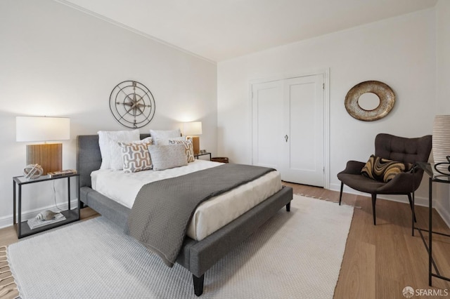 1063-1065 Sanchez St, San Francisco, CA 94114 - bedroom with wood finished floors and baseboards