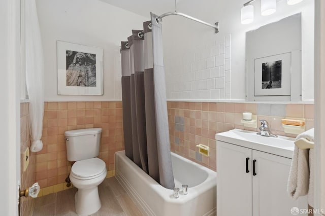 1063-1065 Sanchez St, San Francisco, CA 94114 - full bath featuring tile walls, vanity, shower / bath combo, tile patterned flooring, and wainscoting