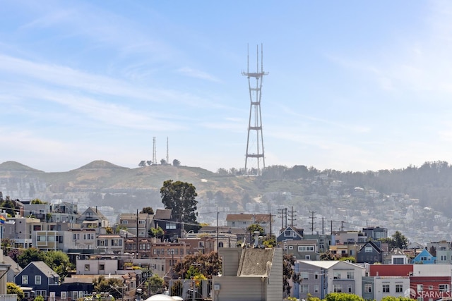 131 Missouri St Unit 402, San Francisco, CA 94107 - city view with a mountain backdrop