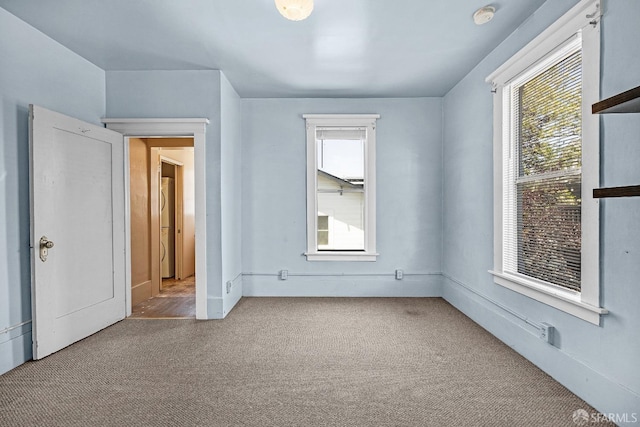 view of carpeted spare room