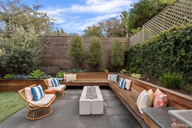 view of patio / terrace with an outdoor hangout area