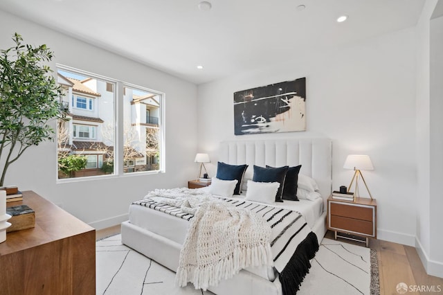 425 First St Unit 31, Los Altos, CA 94022 - bedroom with wood finished floors and recessed lighting