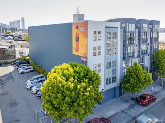 229 8th St Unit 3, San Francisco, CA 94103 - view of building exterior with uncovered parking
