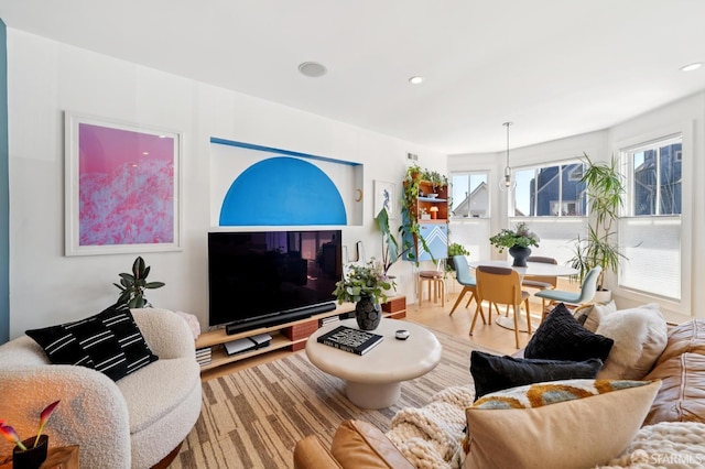 392 Corbett Ave, San Francisco, CA 94114 - living room with recessed lighting