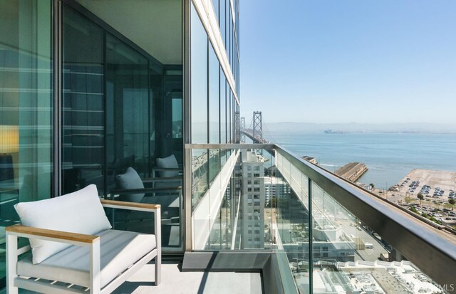 401 Harrison St Unit 25F, San Francisco, CA 94105 - balcony with a water view