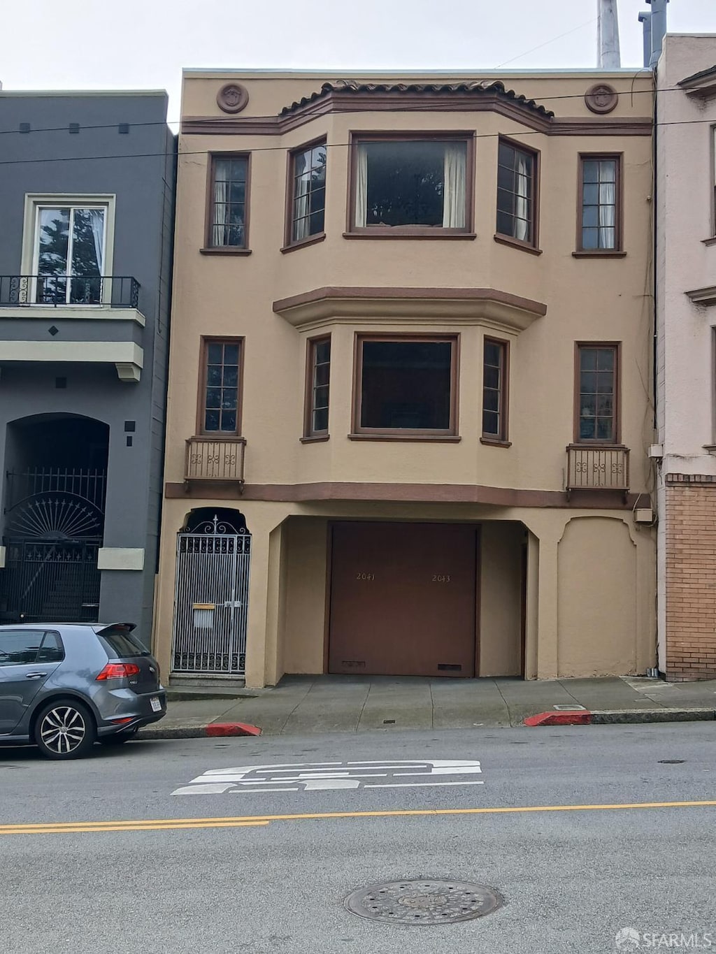 2041-2043 Fulton St, San Francisco, CA 94117 - view of property with an attached garage