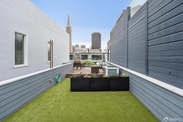 view of yard with an outdoor living space