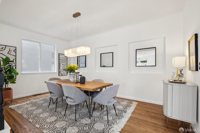 302 Warren Dr, San Francisco, CA 94131 - dining space featuring wood finished floors and crown molding
