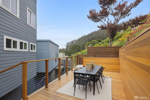 302 Warren Dr, San Francisco, CA 94131 - wooden terrace featuring outdoor dining area