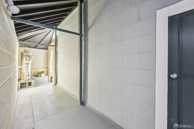 1527 Palou Ave, San Francisco, CA 94124 - garage featuring water heater