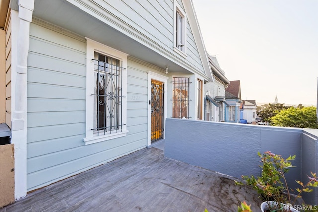 1527 Palou Ave, San Francisco, CA 94124 - view of entrance to property