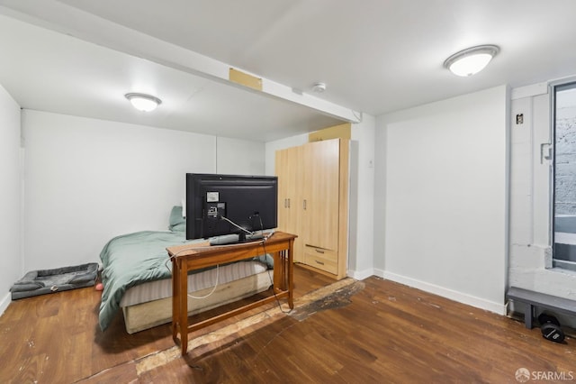 1527 Palou Ave, San Francisco, CA 94124 - office area with wood finished floors and baseboards