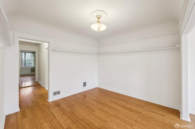1527 Palou Ave, San Francisco, CA 94124 - unfurnished room with light wood-style flooring and baseboards