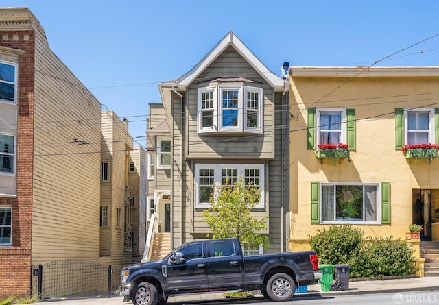 2486 Fulton St, San Francisco, CA 94118 - multi unit property featuring stucco siding