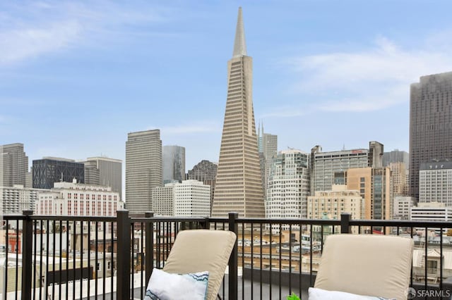 31 Romolo Pl Unit 6, San Francisco, CA 94133 - balcony featuring a city view