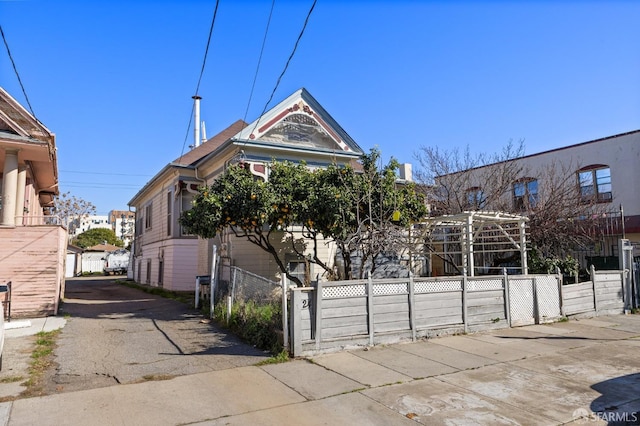 exterior space featuring fence private yard